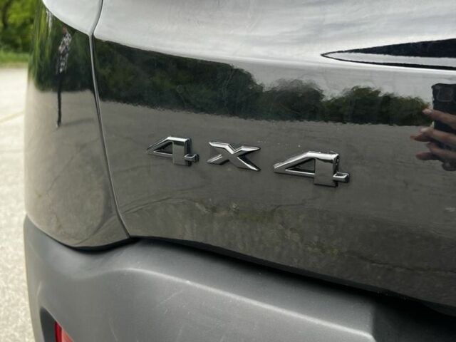 Черный Джип Другая, объемом двигателя 2.4 л и пробегом 121 тыс. км за 13000 $, фото 11 на Automoto.ua