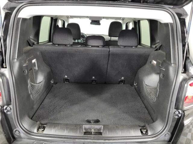 Черный Джип Другая, объемом двигателя 0 л и пробегом 68 тыс. км за 11000 $, фото 12 на Automoto.ua