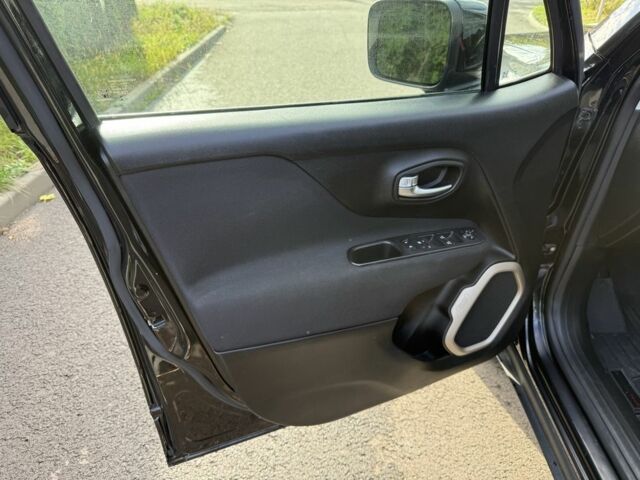 Черный Джип Другая, объемом двигателя 2.4 л и пробегом 190 тыс. км за 11800 $, фото 10 на Automoto.ua