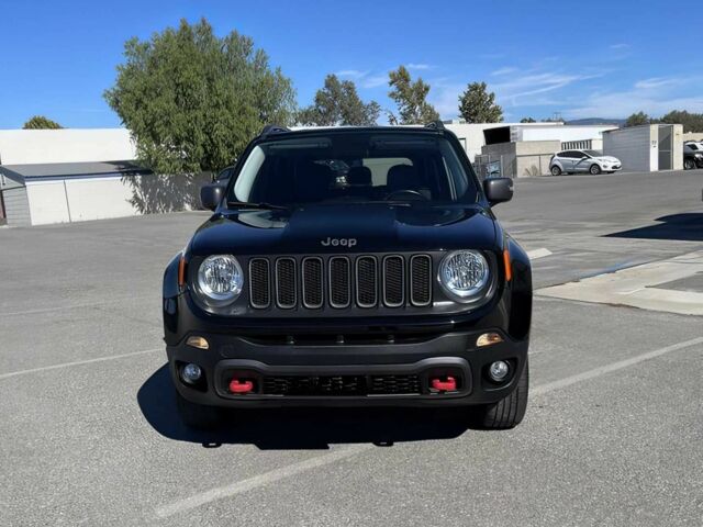 Черный Джип Другая, объемом двигателя 2.4 л и пробегом 74 тыс. км за 8000 $, фото 1 на Automoto.ua