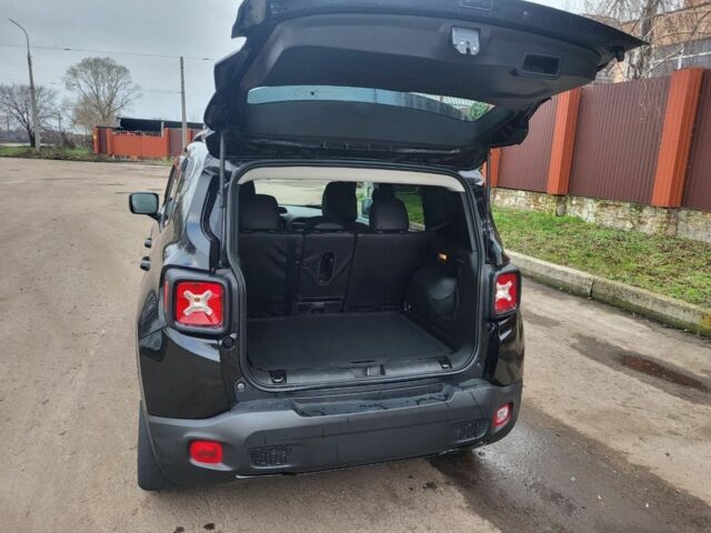 Черный Джип Другая, объемом двигателя 2.4 л и пробегом 103 тыс. км за 313 $, фото 4 на Automoto.ua