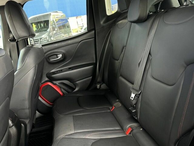 Черный Джип Другая, объемом двигателя 0 л и пробегом 103 тыс. км за 12300 $, фото 7 на Automoto.ua