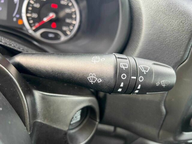 Чорний Джип Інша, об'ємом двигуна 2.4 л та пробігом 152 тис. км за 10940 $, фото 16 на Automoto.ua