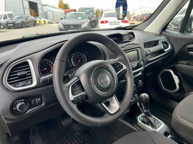 Чорний Джип Інша, об'ємом двигуна 2.4 л та пробігом 152 тис. км за 10940 $, фото 11 на Automoto.ua