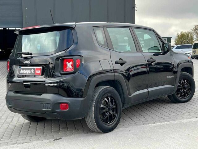 Чорний Джип Інша, об'ємом двигуна 2.4 л та пробігом 152 тис. км за 10940 $, фото 4 на Automoto.ua