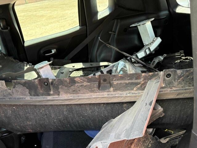 Черный Джип Другая, объемом двигателя 2.4 л и пробегом 93 тыс. км за 3500 $, фото 18 на Automoto.ua