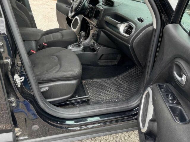 Черный Джип Другая, объемом двигателя 2.4 л и пробегом 40 тыс. км за 10400 $, фото 6 на Automoto.ua