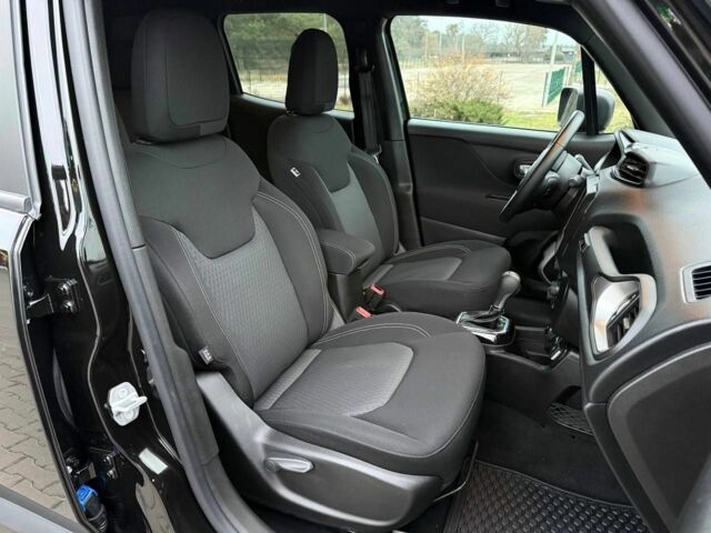 Чорний Джип Інша, об'ємом двигуна 2.4 л та пробігом 43 тис. км за 16850 $, фото 18 на Automoto.ua