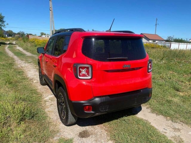 Красный Джип Другая, объемом двигателя 2.4 л и пробегом 180 тыс. км за 10800 $, фото 4 на Automoto.ua