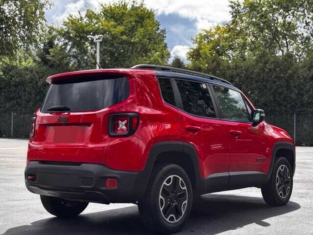 Красный Джип Другая, объемом двигателя 2.4 л и пробегом 60 тыс. км за 5200 $, фото 2 на Automoto.ua