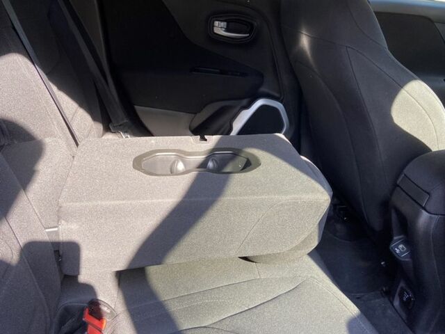 Красный Джип Другая, объемом двигателя 2.4 л и пробегом 137 тыс. км за 12300 $, фото 9 на Automoto.ua