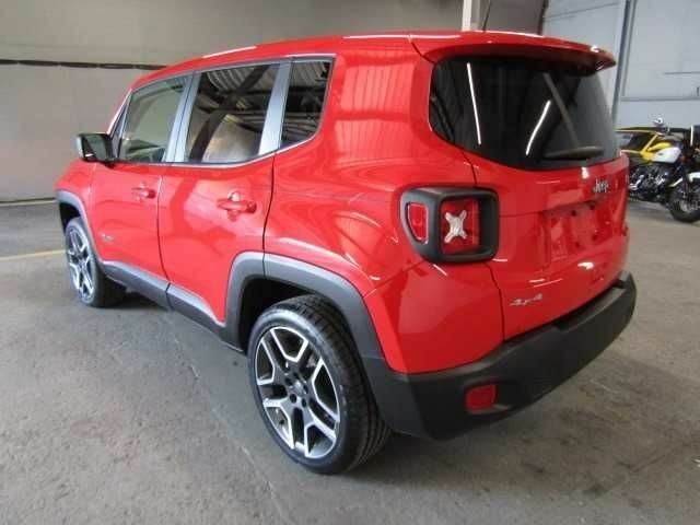 Червоний Джип Інша, об'ємом двигуна 2.4 л та пробігом 13 тис. км за 12100 $, фото 7 на Automoto.ua