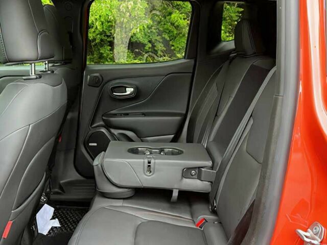 Джип Другая 2021 в Днепре (Днепропетровске) на Automoto.ua Красный Джип Другая, объемом двигателя 1.3 л и пробегом 26 тыс. км за 10100 $, фото 9 на Automoto.ua