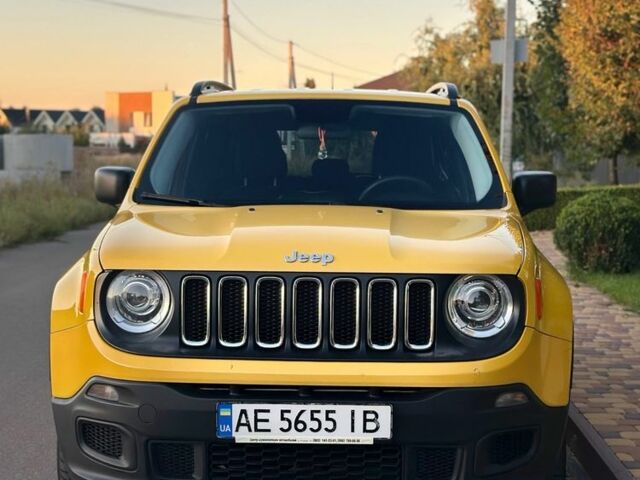 Жовтий Джип Інша, об'ємом двигуна 2.4 л та пробігом 194 тис. км за 11600 $, фото 2 на Automoto.ua