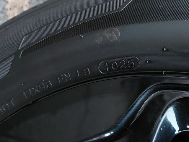 Желтый Джип Другая, объемом двигателя 2.4 л и пробегом 78 тыс. км за 11700 $, фото 9 на Automoto.ua