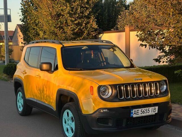 Жовтий Джип Інша, об'ємом двигуна 2.4 л та пробігом 194 тис. км за 11600 $, фото 1 на Automoto.ua