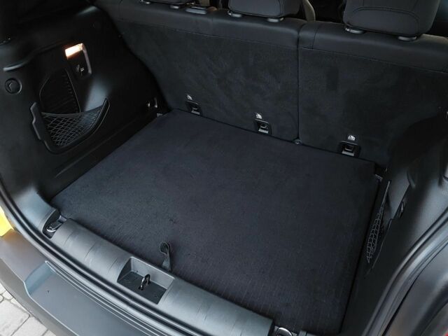 Желтый Джип Другая, объемом двигателя 2.4 л и пробегом 78 тыс. км за 11700 $, фото 18 на Automoto.ua