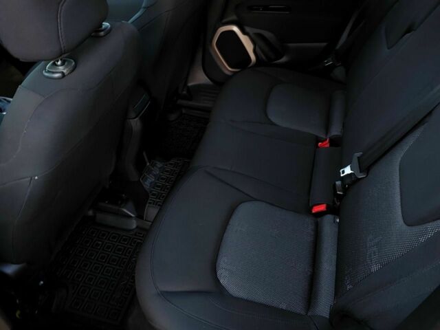 Желтый Джип Другая, объемом двигателя 2.4 л и пробегом 78 тыс. км за 11700 $, фото 17 на Automoto.ua