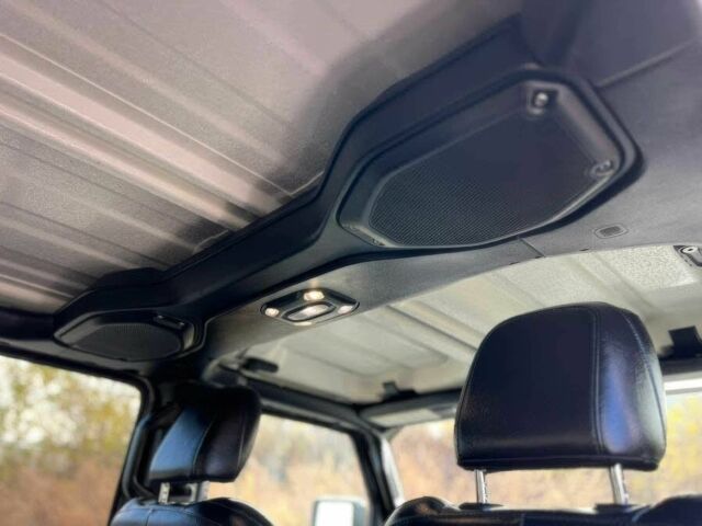 Сірий Джип Інша, об'ємом двигуна 3.6 л та пробігом 10 тис. км за 28900 $, фото 12 на Automoto.ua