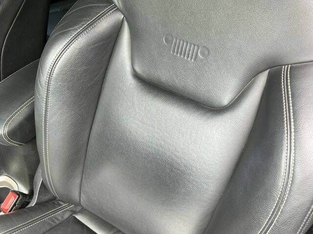 Серый Джип Другая, объемом двигателя 2.4 л и пробегом 92 тыс. км за 15200 $, фото 13 на Automoto.ua