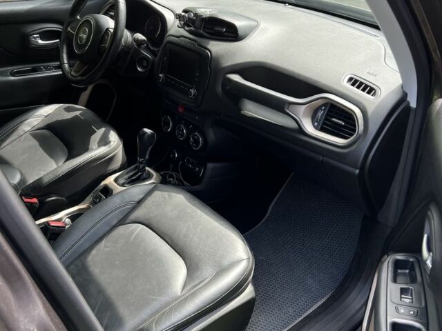 Серый Джип Другая, объемом двигателя 2.4 л и пробегом 92 тыс. км за 15200 $, фото 6 на Automoto.ua