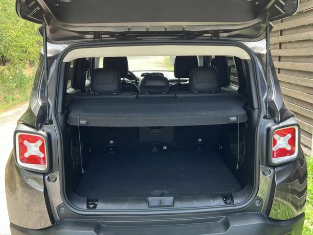 Серый Джип Другая, объемом двигателя 2.4 л и пробегом 92 тыс. км за 15200 $, фото 9 на Automoto.ua