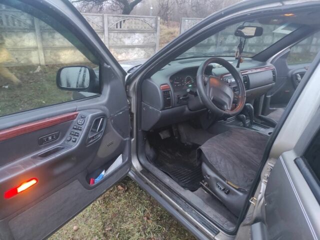 Серый Джип Другая, объемом двигателя 3.1 л и пробегом 300 тыс. км за 5500 $, фото 4 на Automoto.ua