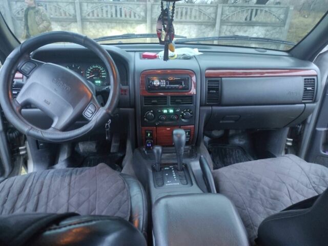 Серый Джип Другая, объемом двигателя 3.1 л и пробегом 300 тыс. км за 5500 $, фото 3 на Automoto.ua