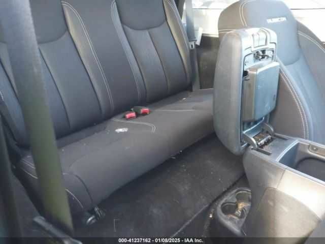 Сірий Джип Інша, об'ємом двигуна 3.6 л та пробігом 48 тис. км за 4500 $, фото 7 на Automoto.ua