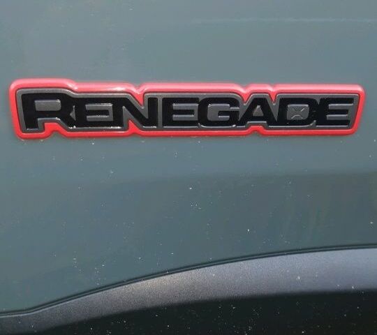 Серый Джип Другая, объемом двигателя 2.4 л и пробегом 119 тыс. км за 14000 $, фото 9 на Automoto.ua