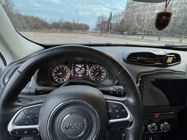 Серый Джип Другая, объемом двигателя 2.4 л и пробегом 197 тыс. км за 11400 $, фото 5 на Automoto.ua