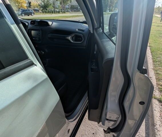 Серый Джип Другая, объемом двигателя 2.4 л и пробегом 190 тыс. км за 13400 $, фото 12 на Automoto.ua