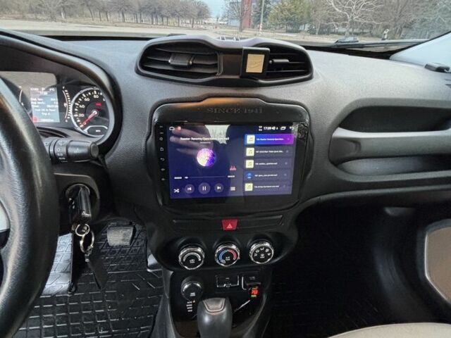 Серый Джип Другая, объемом двигателя 2.4 л и пробегом 197 тыс. км за 11400 $, фото 3 на Automoto.ua