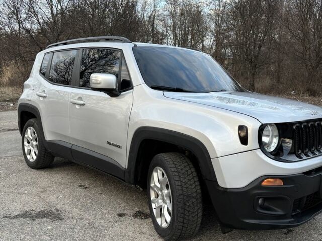 Серый Джип Другая, объемом двигателя 2.4 л и пробегом 197 тыс. км за 11400 $, фото 2 на Automoto.ua