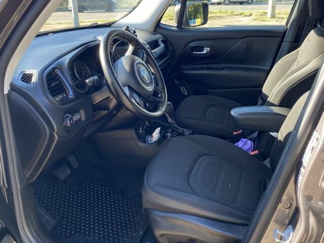 Серый Джип Другая, объемом двигателя 2.4 л и пробегом 160 тыс. км за 12500 $, фото 10 на Automoto.ua