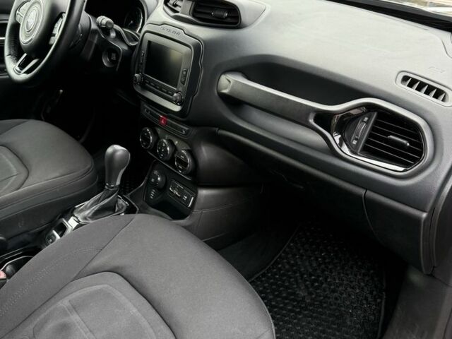 Серый Джип Другая, объемом двигателя 2.4 л и пробегом 156 тыс. км за 13200 $, фото 19 на Automoto.ua