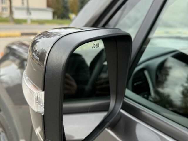 Серый Джип Другая, объемом двигателя 2.4 л и пробегом 156 тыс. км за 13200 $, фото 17 на Automoto.ua