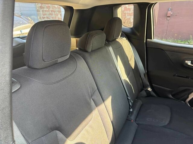 Серый Джип Другая, объемом двигателя 2.4 л и пробегом 223 тыс. км за 12850 $, фото 14 на Automoto.ua