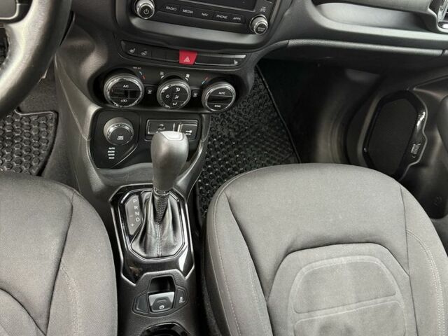 Серый Джип Другая, объемом двигателя 2.4 л и пробегом 156 тыс. км за 13200 $, фото 13 на Automoto.ua