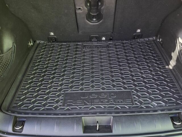 Серый Джип Другая, объемом двигателя 2.4 л и пробегом 83 тыс. км за 17000 $, фото 3 на Automoto.ua