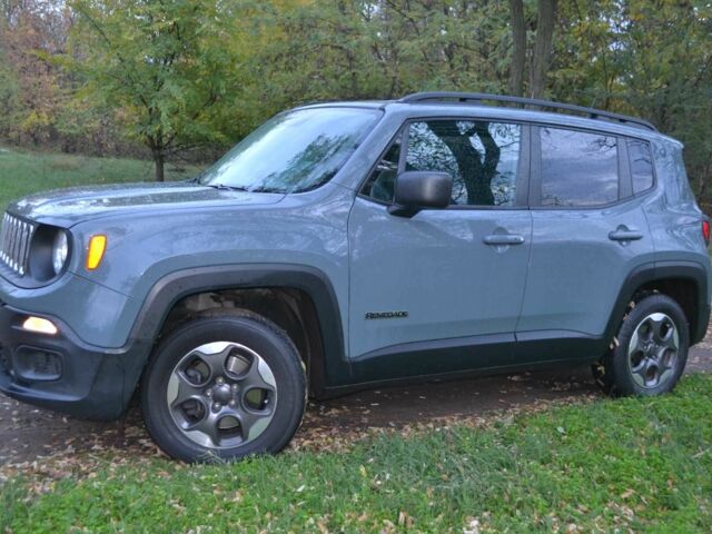 Серый Джип Другая, объемом двигателя 2.4 л и пробегом 223 тыс. км за 12850 $, фото 2 на Automoto.ua