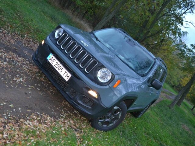 Серый Джип Другая, объемом двигателя 2.4 л и пробегом 223 тыс. км за 12850 $, фото 1 на Automoto.ua