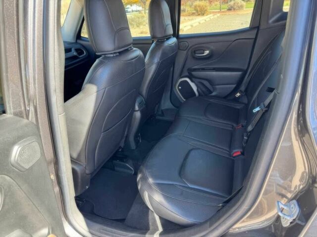 Серый Джип Другая, объемом двигателя 2.4 л и пробегом 75 тыс. км за 3400 $, фото 10 на Automoto.ua