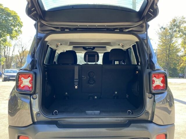 Серый Джип Другая, объемом двигателя 2.4 л и пробегом 160 тыс. км за 12500 $, фото 11 на Automoto.ua