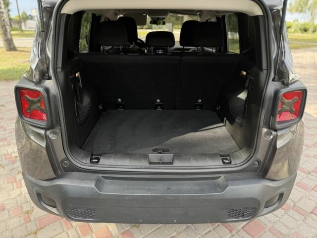 Серый Джип Другая, объемом двигателя 2.4 л и пробегом 144 тыс. км за 12999 $, фото 18 на Automoto.ua