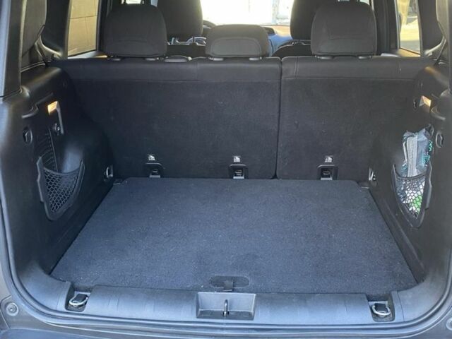 Серый Джип Другая, объемом двигателя 2.4 л и пробегом 114 тыс. км за 11500 $, фото 13 на Automoto.ua