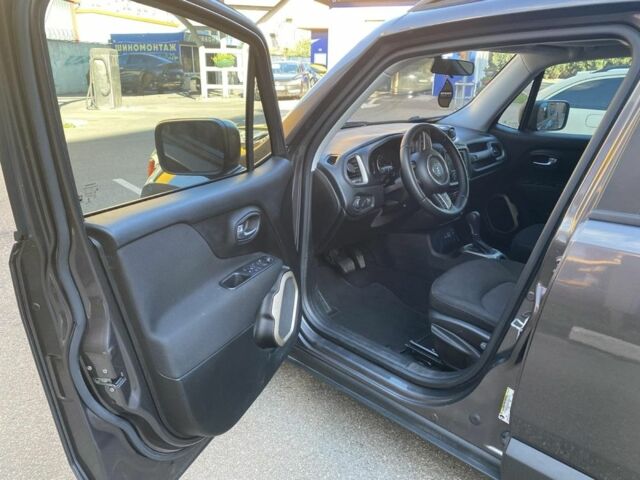 Серый Джип Другая, объемом двигателя 2.4 л и пробегом 114 тыс. км за 11800 $, фото 10 на Automoto.ua