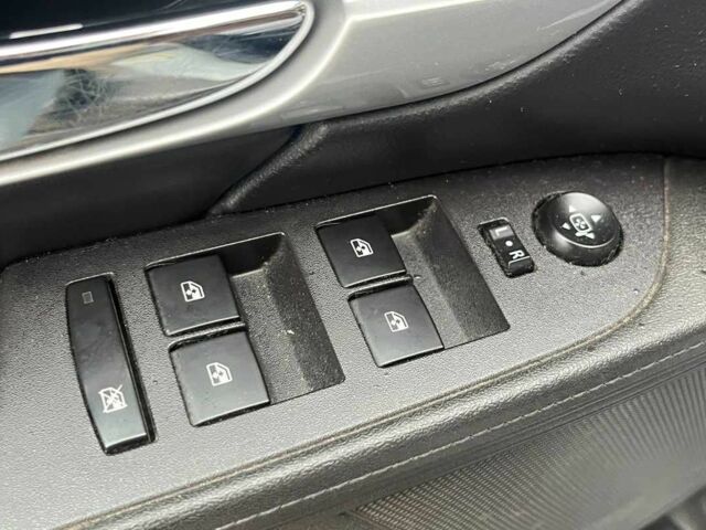 Серый Джип Другая, объемом двигателя 2.4 л и пробегом 78 тыс. км за 15400 $, фото 17 на Automoto.ua