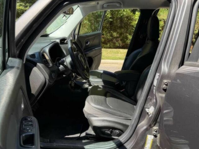 Серый Джип Другая, объемом двигателя 2.4 л и пробегом 64 тыс. км за 4900 $, фото 7 на Automoto.ua