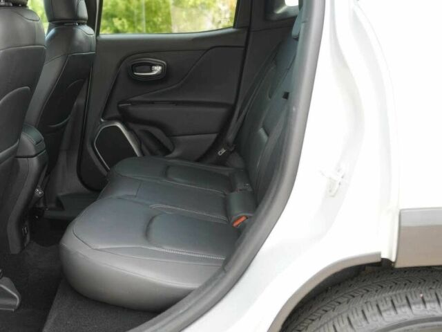 Серый Джип Другая, объемом двигателя 2.4 л и пробегом 44 тыс. км за 4000 $, фото 9 на Automoto.ua